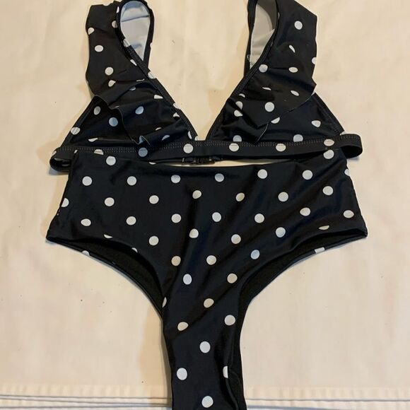 Black and white polkadot size medium NWOT 2-piece bikini - Picture 1 of 11